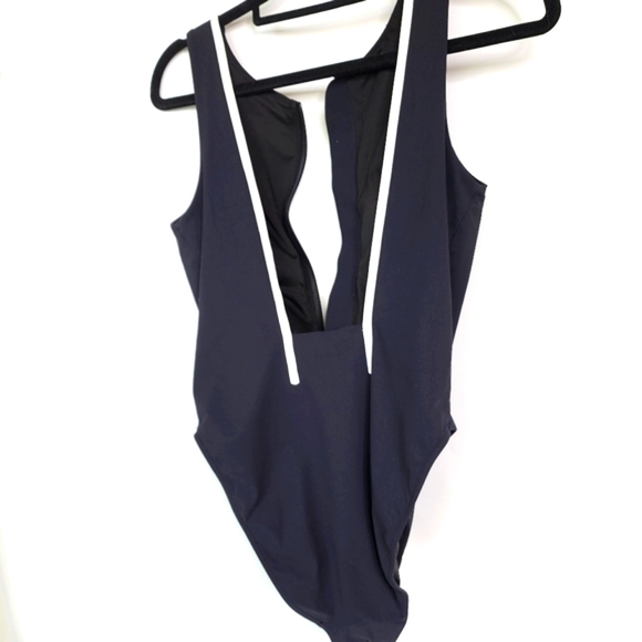 CALVIN KLEIN swimsuit black one-piece swimsuit size 10 - Picture 4 of 12